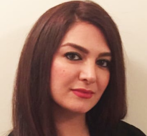 Dr. Katayoon Azizi, dentiste, Aspen Springs Dental Centre - Photo portrait