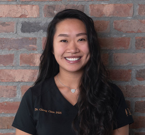 Dre Chang Chen, dentiste, Pleasant Valley Dental - Photo portrait