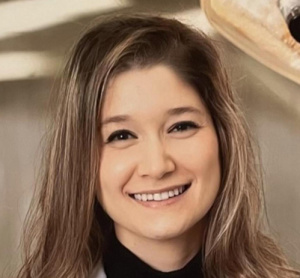 Dre Joanne Chachati, dentiste, Centre dentaire Dre Guylaine Raymond - Photo portrait