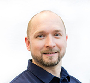 Dr. Ruslan Rusanov, dentiste, Brookside Dental - Photo portrait