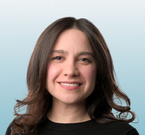 Dr. Maryam Abtahi, dentiste, Westmount Dental Centre - Photo portrait