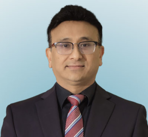 Dr. Pawan Nyachhyon, dentiste, Westmount Dental Centre - Photo portrait