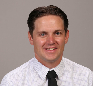 Dr Josh Garry, dentiste, Garrison Woods Dental - Photo portrait