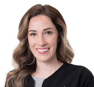 Dre Karen Carbonneau, dentiste, Centre Dentaire Vienneau Losier - Photo portrait