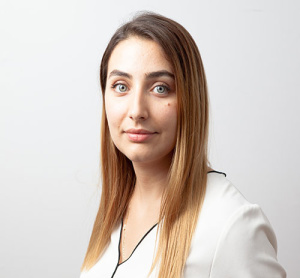 Dre Golsa Samii-Saket, dentiste, West Humber Dentistry - Photo portrait