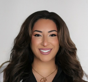 Dre Sera Sayegh, dentiste, Alexis Dental - Photo portrait