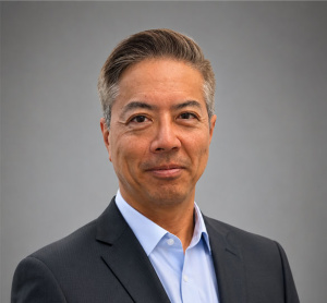 Dr. Adam Tan, dentiste, Sheppard Yorkland Dental - Photo portrait