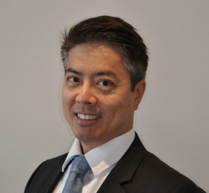 Dr. Adam Tan, dentiste, Rutherford Village Dental - Photo portrait