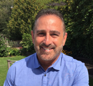 Dr. Howard Libstug, dentiste, Rutherford Village Dental - Photo portrait