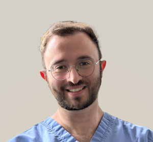Dr Ahmad Koujan, dentiste, Fort Malden Dentistry - Photo portrait