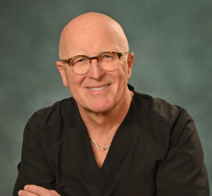 Dr Gilles Pelletier, dentiste, Dentisterie intégrale - Photo portrait