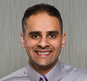 Dr Fayaaz Jaffer, dentiste, Cloverdale Dental - Photo portrait