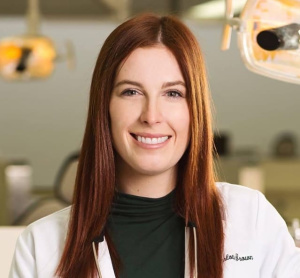 Dre Charlotte Brown, dentiste, Clinique dentaire Dubreuil et Lévesque - Photo portrait