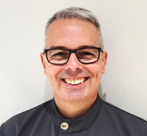 Dr Christian Beaumont, dentiste, Clinique Dentaire Beaumont, Michaud & Associés - Photo portrait