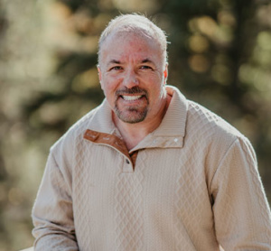 Dr. Phil Henriksen, dentiste, Timberlands Dental Care - Photo portrait