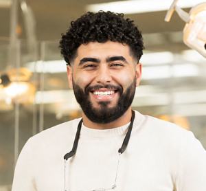 Dr Mohammed Boussouf, dentiste, Espace sourire Chomedey - Photo portrait