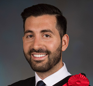 Dr Elior Yona, dentiste, Carrefour dentaire de Montréal - Photo portrait