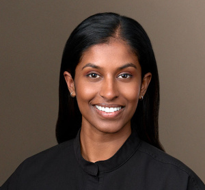 Dre Thilini Nanayakkara, dentiste, Family Dental Care Kitsilano - Dr. Harry Sangha Dentistry - Photo portrait