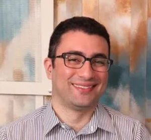 Dr. Wisam Helewa, dentiste, LifeSmiles Dental - Grant Park Mall - Photo portrait