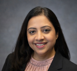 Dr. Veenu Khubnani, dentiste, Riverside Family Dentistry - Photo portrait