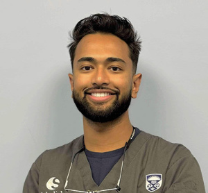 Dr. Tahmid Tashin, dentiste, Pembroke Dental - Photo portrait