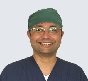 Dr Sarthak Parikh, dentiste, Centre Dentaire VIVA Cornwall - Photo portrait