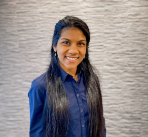 Dr. Nabitha, dentiste, Warmstone Family Dentistry - Photo portrait