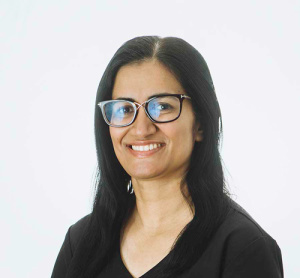 Dr. Sneha Sachin, dentiste, Bayside Dental - Photo portrait