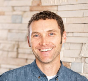 Dr. Clayton Strong, dentiste, Southridge Dental - Photo portrait