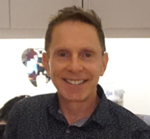 Dr. Alex Wakter, dentiste, Ottawa Downtown Dentist - Photo portrait