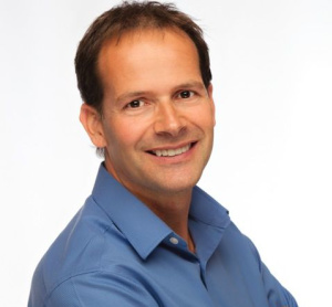 Dr. Daniel Wotton, dentiste, Summit Dental Clinic - Photo portrait