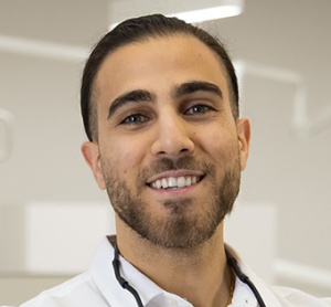 Dr Georges Kesserwany, dentiste, Santé dentaire Richard Bélanger - Photo portrait