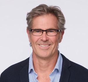 Dr Bryan Tremblay, dentiste, Centre dentaire Beaconsfield - Photo portrait