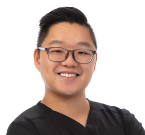 Dr. Kori Phan, dentiste, Family Dental Care - Spruceland - Photo portrait