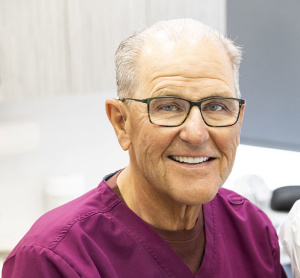 Dr. Donald Miller, dentiste, Arbour Lake Dental Care - Photo portrait