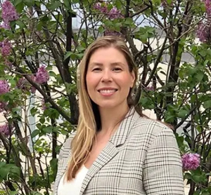 Dr. Shelly Halchuk, dentiste, LifeSmiles Dental - La Salle - Photo portrait