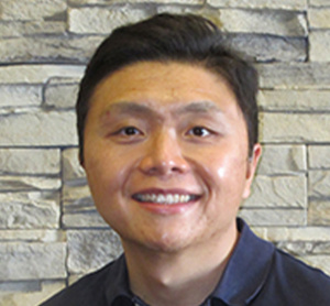 Dr. Eric Tang, dentiste, Deer Valley Dental Care - Photo portrait