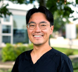 Dr. Kijoo Kim, dentiste, Chapel Hill Dental - Photo portrait