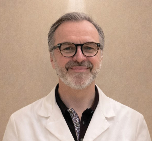 Dr. Greg Lozowski, Dentist in Clayton Park Dental - Portrait Photo