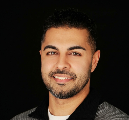 Dr. Kevin Kalra, Dentist in Southwood Dental Centre - Portrait Photo