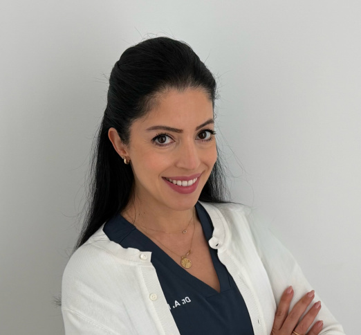 Dr. Anousheh Persadmehr, Dentist in Limited to Endodontics - Portrait Photo