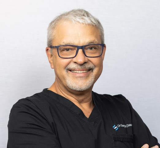 Dr. Serge Chaussé, Dentist in Centre Dentaire St-Luc - Portrait Photo