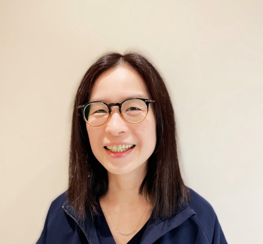 Dr. Lucia Lam, Dentist in O'Connor Dental Centre - Portrait Photo