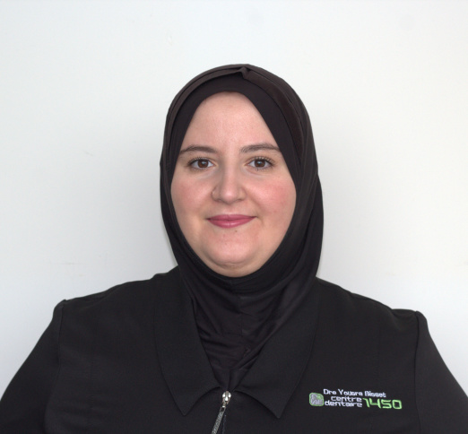 Dr. Yousra Bisset, Dentist in Centre Dentaire 1450 - Portrait Photo