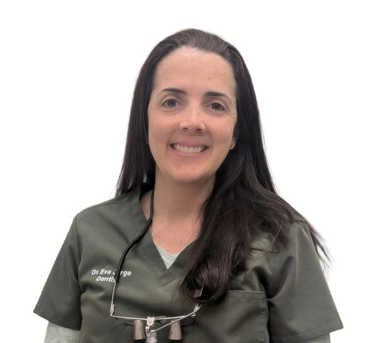 Dr. Eva Jorge, Dentist in Barrhaven South Dentistry - Portrait Photo