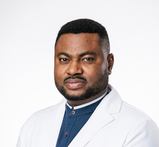 Dr. Isaac Adegbola, Dentist in SouthWest Dental - Yarmouth - Portrait Photo