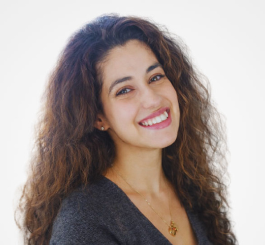 Dr. Mansi Ahuja, Dentist in Smile Esthetics Dental Care - Portrait Photo