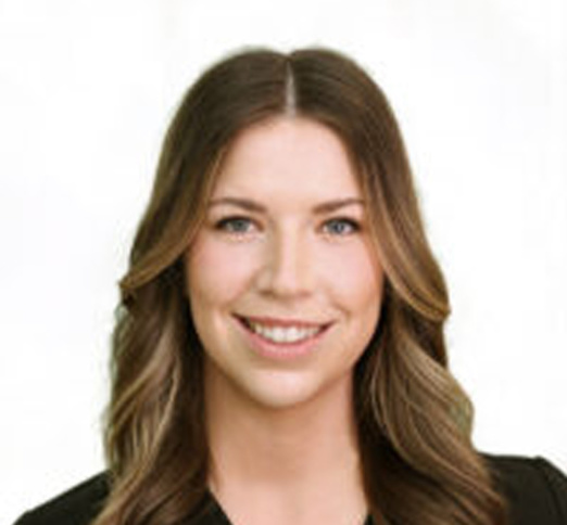 Dr. Jenna McNutt, Dentist in Brookside Dental - Portrait Photo