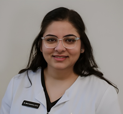 Dr. Manvi Badhwar, Dentist in Airport Heights Dental Health Centre - Portrait Photo