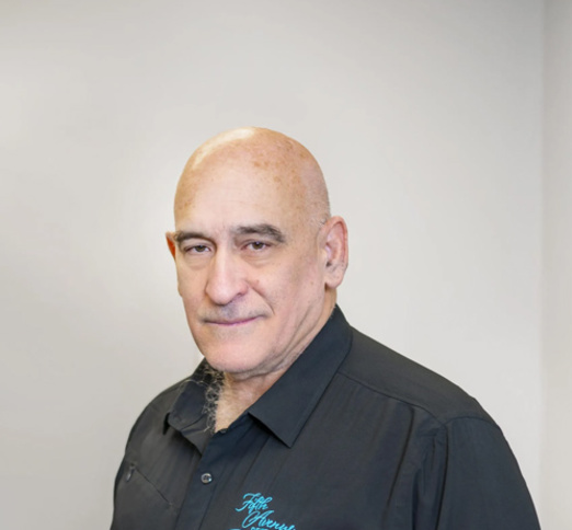 Dr. Joe Zeisler, Dentist in Fifth Avenue Dental - Portrait Photo